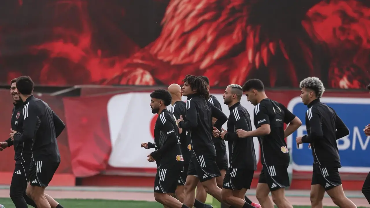 صدام مغربي مصري.. موعد مباراة الأهلي والجيش الملكي والقنوات الناقلة بالبطولة الأفريقية